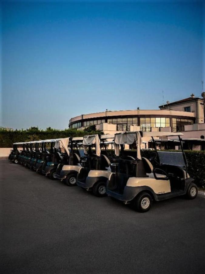 Marco Simone Golf Club Apartment エクステリア 写真