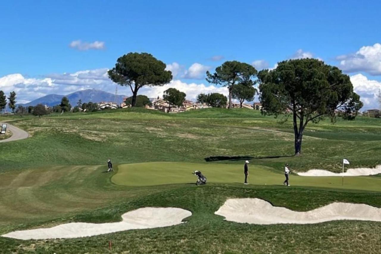 Marco Simone Golf Club Apartment エクステリア 写真